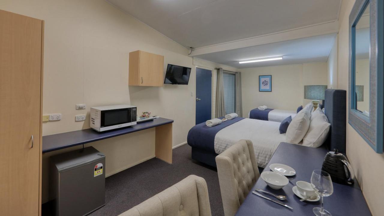 Border Motel Goondiwindi Bagian luar foto