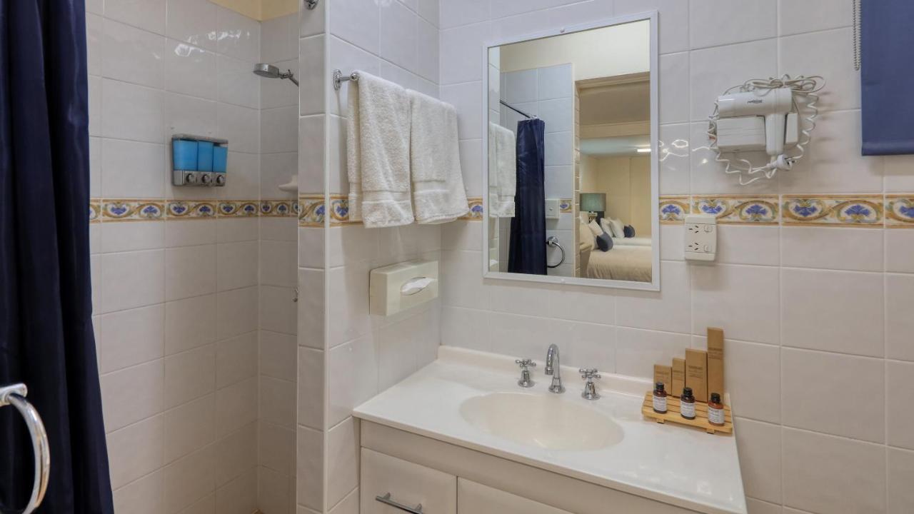 Border Motel Goondiwindi Bagian luar foto
